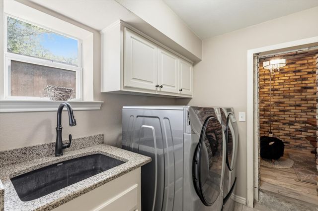 2930 Peninsula Drive, Grapevine, TX 76051