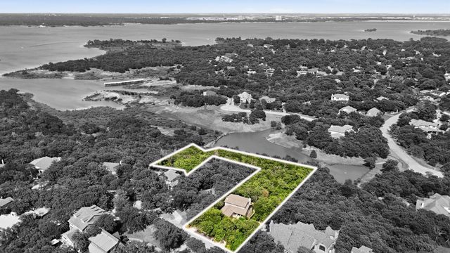 2930 Peninsula Drive, Grapevine, TX 76051