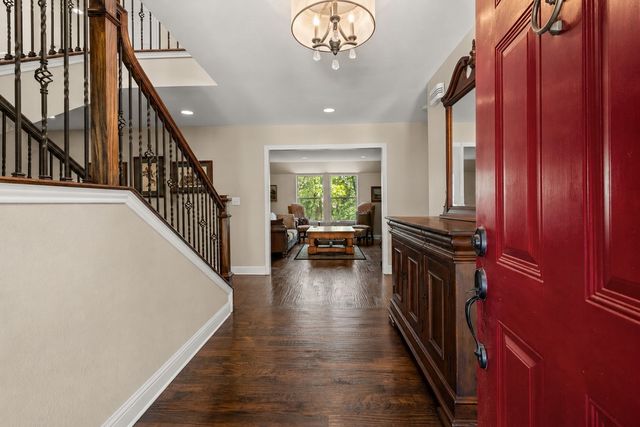 2930 Peninsula Drive, Grapevine, TX 76051