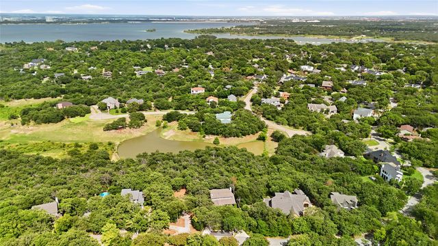 2930 Peninsula Drive, Grapevine, TX 76051