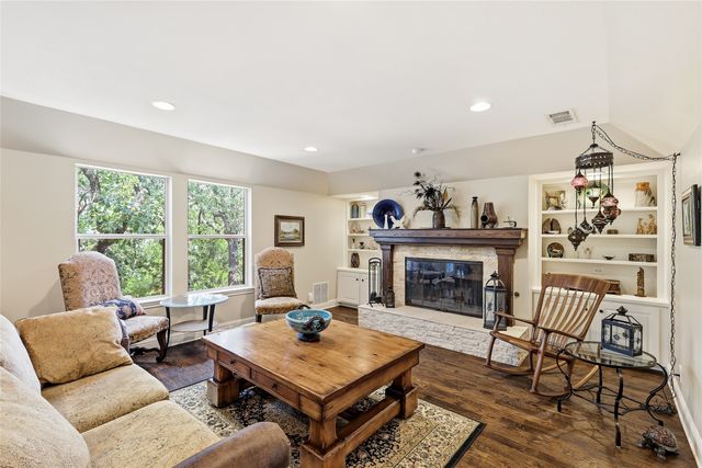 2930 Peninsula Drive, Grapevine, TX 76051