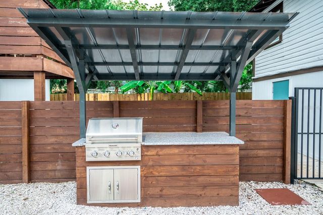 409 E JEAN STREET 4, Tampa, FL 33604