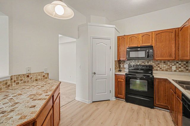 8022 Putters Point, Burlington, KY 41005