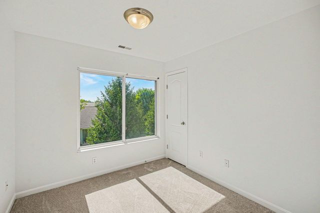8022 Putters Point, Burlington, KY 41005