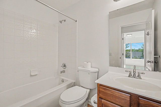 8022 Putters Point, Burlington, KY 41005
