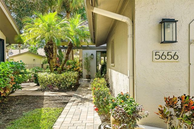 5656 PIPERS WAITE 34, Sarasota, FL 34235