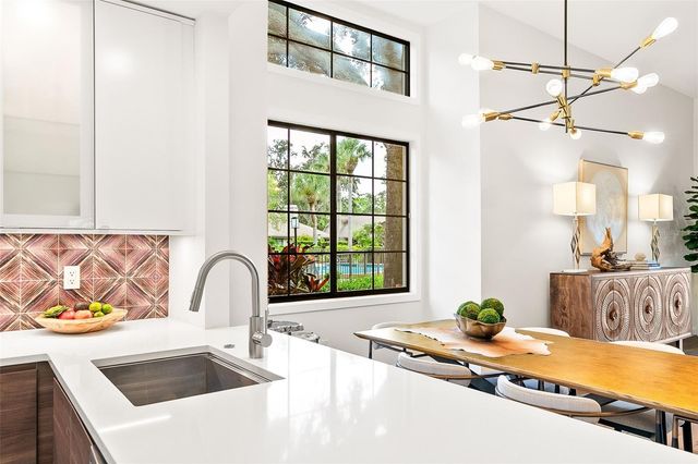 5656 PIPERS WAITE 34, Sarasota, FL 34235