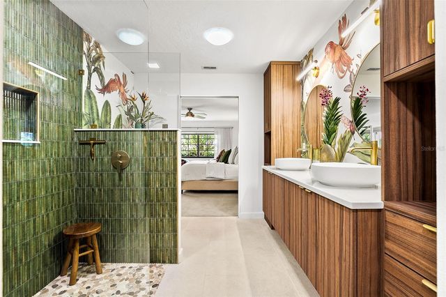 5656 PIPERS WAITE 34, Sarasota, FL 34235