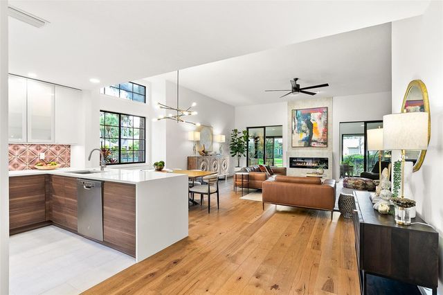 5656 PIPERS WAITE 34, Sarasota, FL 34235