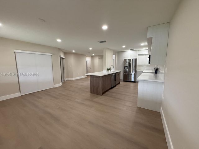 16432 SW 47th Terrace, Miami, FL 33185