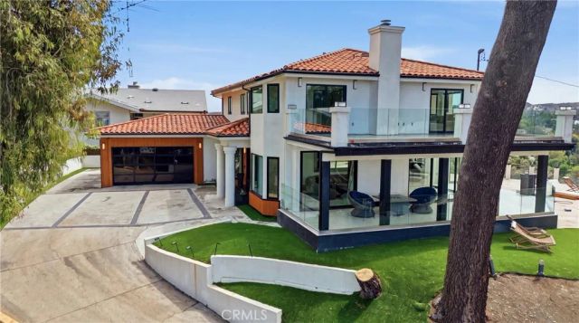 5252 Darro Road, Woodland Hills, CA 91364