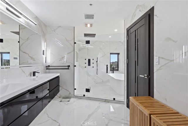 5252 Darro Road, Woodland Hills, CA 91364