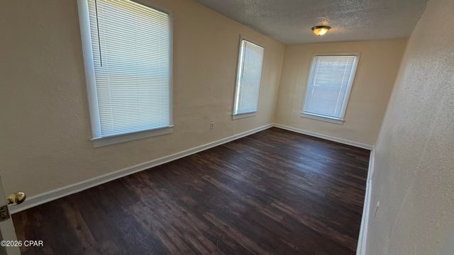 300 N James Avenue, Panama City, FL 32401