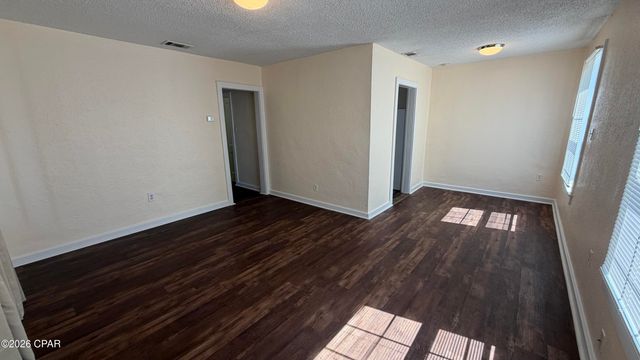 300 N James Avenue, Panama City, FL 32401