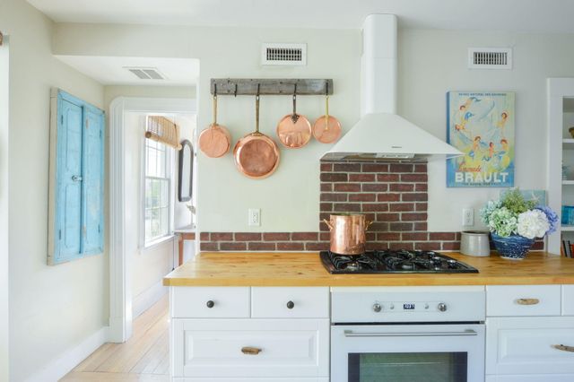 66 Fresh River Lane, Falmouth, MA 02540