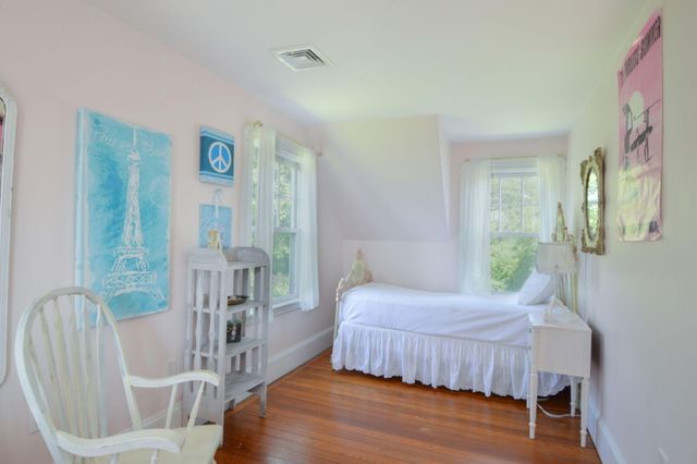 66 Fresh River Lane, Falmouth, MA 02540