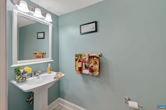 15 GEORGETOWN GREEN, Charlottesville, VA 22901