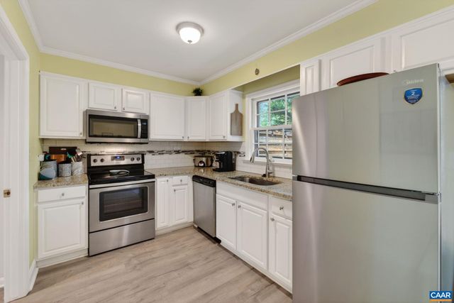 15 GEORGETOWN GREEN, Charlottesville, VA 22901