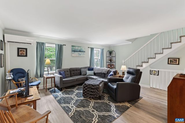 15 GEORGETOWN GREEN, Charlottesville, VA 22901