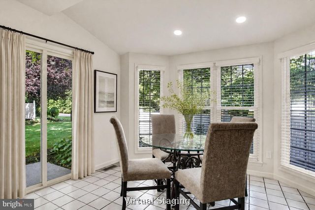 555 S 3RD ST, Lemoyne, PA 17043