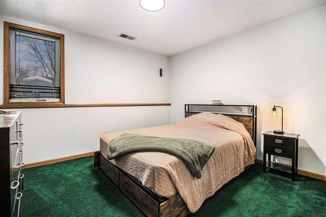 2143 Sandstone Drive, Jenison, MI 49428