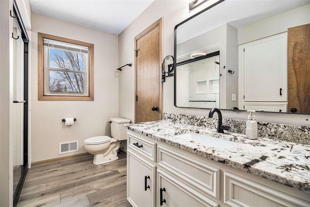 2143 Sandstone Drive, Jenison, MI 49428