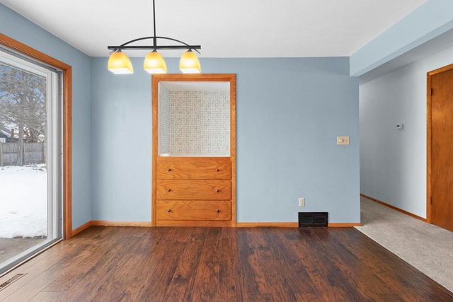 1800 E BYRD STREET, Appleton, WI 54911