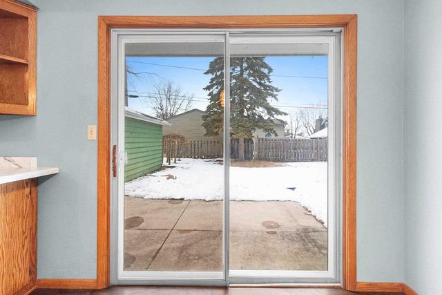 1800 E BYRD STREET, Appleton, WI 54911