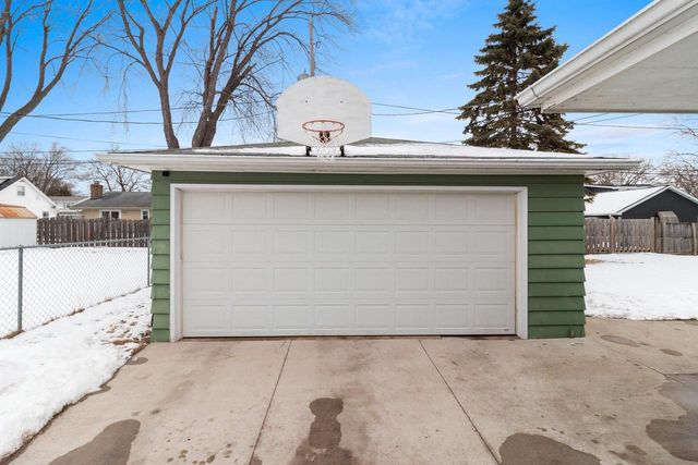 1800 E BYRD STREET, Appleton, WI 54911