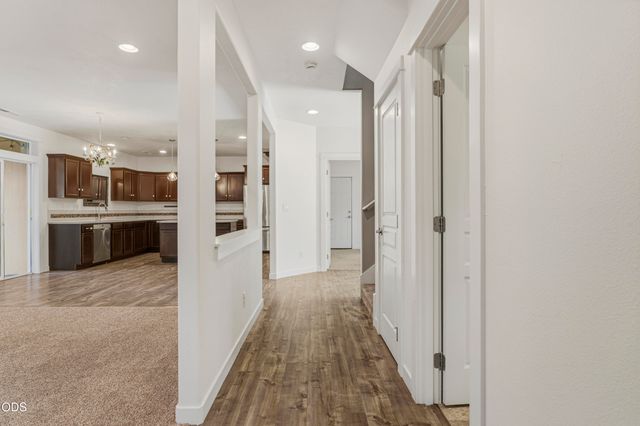 2534 NE Cretia Court, Bend, OR 97701
