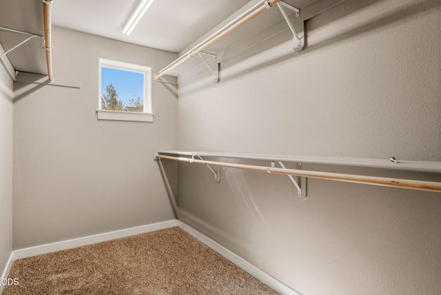 2534 NE Cretia Court, Bend, OR 97701