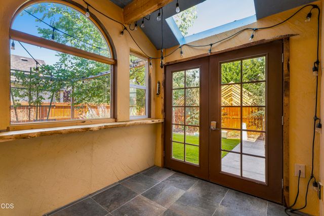 2534 NE Cretia Court, Bend, OR 97701