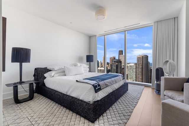 363 E Wacker Drive 4206, Chicago, IL 60601