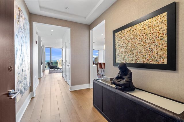 363 E Wacker Drive 4206, Chicago, IL 60601