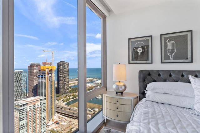 363 E Wacker Drive 4206, Chicago, IL 60601
