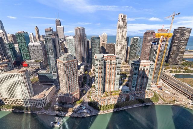 363 E Wacker Drive 4206, Chicago, IL 60601