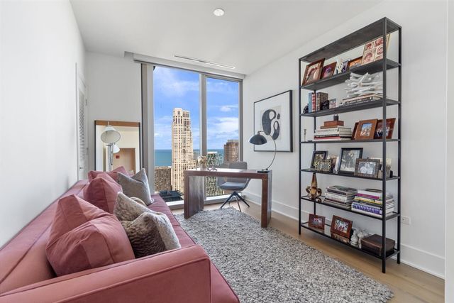 363 E Wacker Drive 4206, Chicago, IL 60601