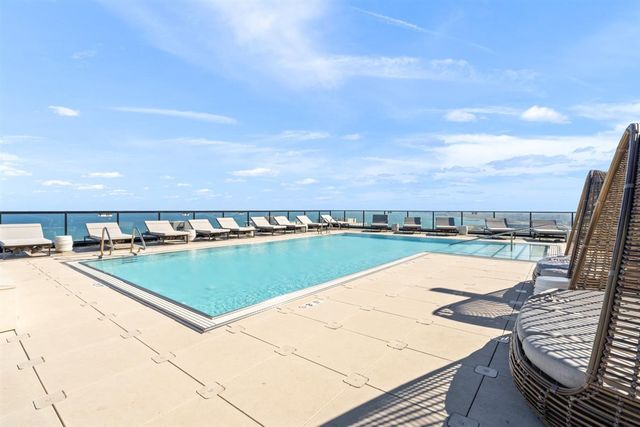 363 E Wacker Drive 4206, Chicago, IL 60601