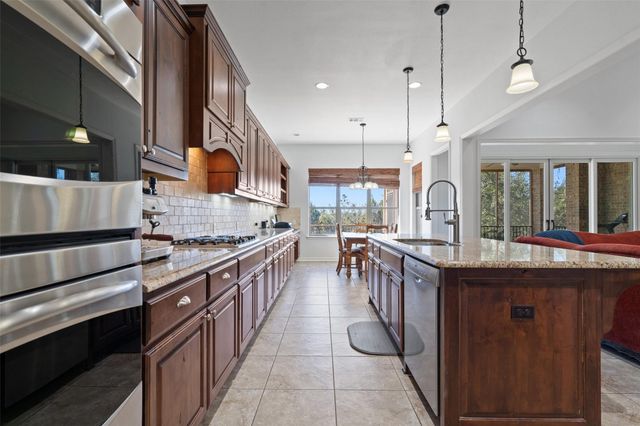 172 Mirafield LN, Austin, TX 78737