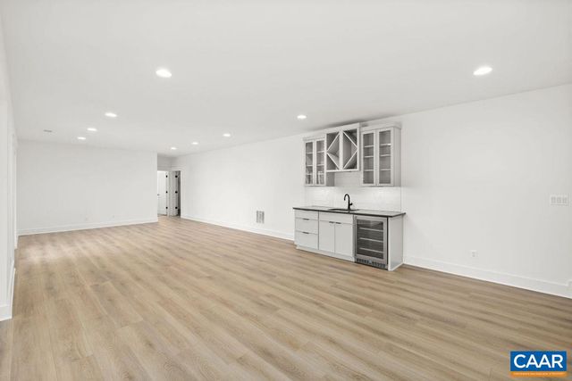 3769 STONY POINT RD, Charlottesville, VA 22911