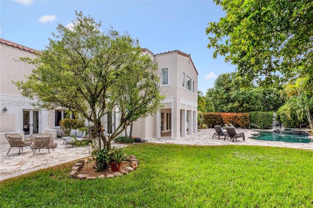 319 Mendoza Ave, Miami, FL 33134