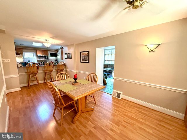 1013 WELLINGTON RD, Jenkintown, PA 19046