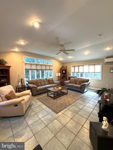 1013 WELLINGTON RD, Jenkintown, PA 19046