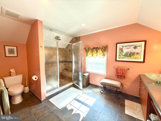 1013 WELLINGTON RD, Jenkintown, PA 19046