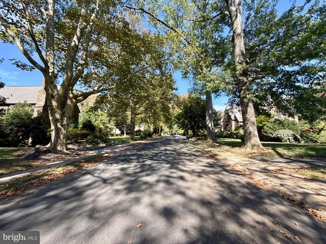 1013 WELLINGTON RD, Jenkintown, PA 19046