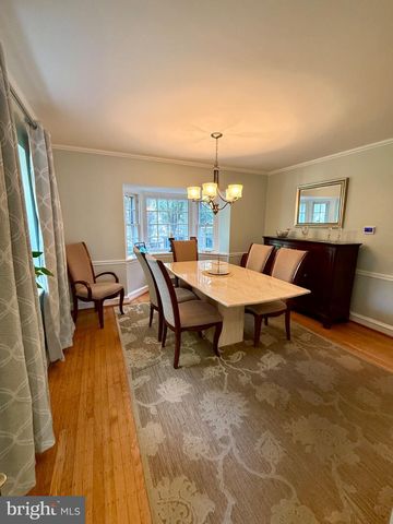 1013 WELLINGTON RD, Jenkintown, PA 19046