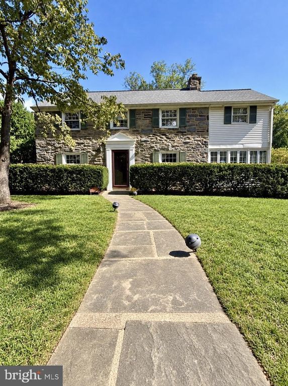 1013 WELLINGTON RD, Jenkintown, PA 19046
