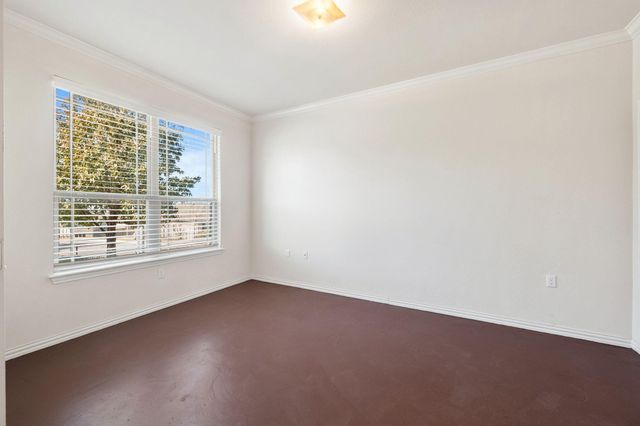 5700 Arbor Hill LN, Austin, TX 78747