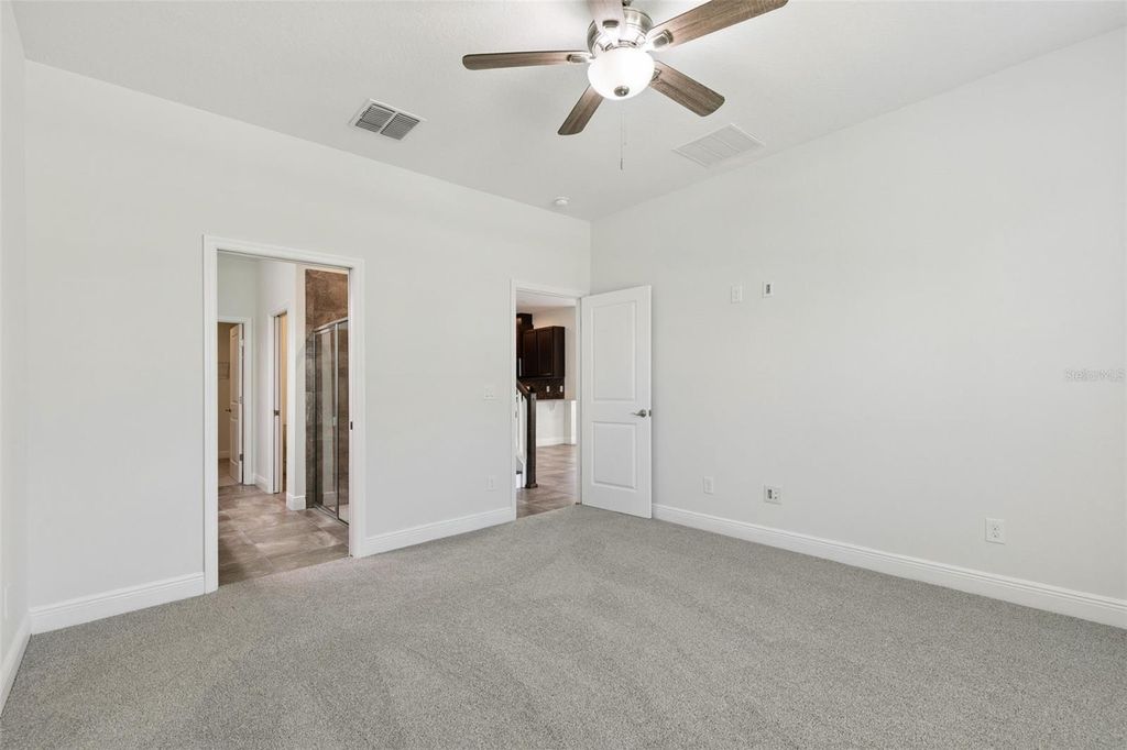 Image 10 of property listing at 13426 STODDART AVENUE, Orlando, FL 32827
