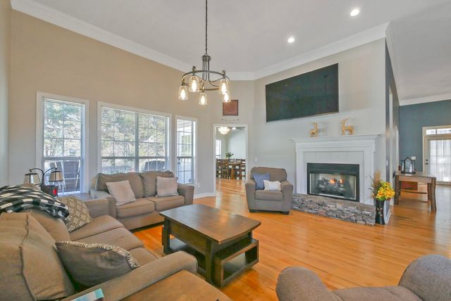 6823 Chiswick Drive, Chattanooga, TN 37421